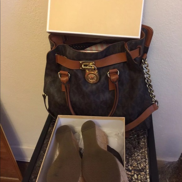 Michael Kors Hamilton Logo Bag matching Sandals - Picture 4 of 6